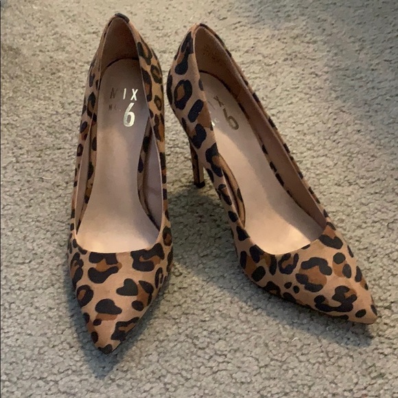 Mix No. 6 Shoes - Pointed Leopard Heels